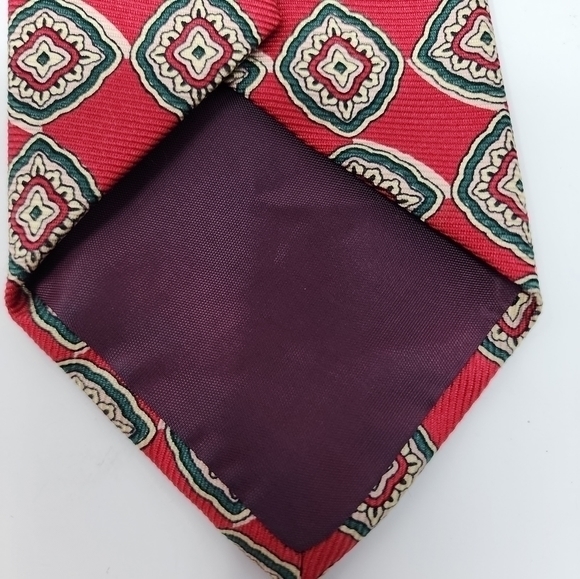 Polo by‎ Ralph Lauren Men's 100% Silk Made In USA Red Pattern Tie - Picture 4 of 12